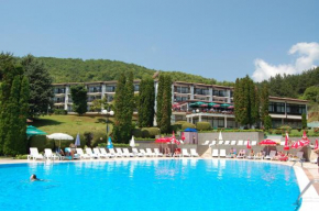 Отель Hotel Makpetrol Struga  Струга